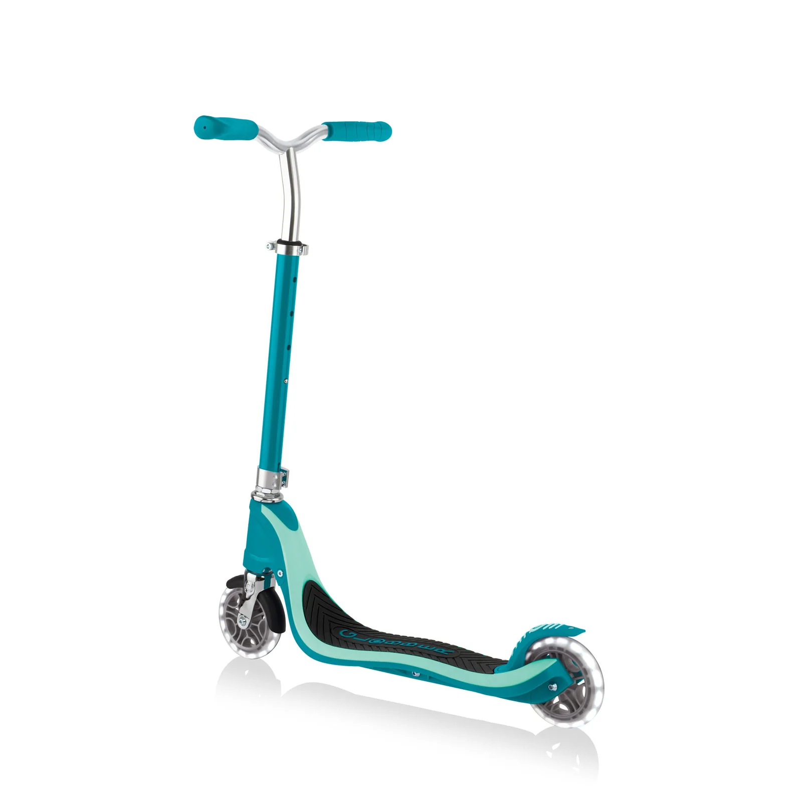 Globber Flow 125 Lights Scooter - Image 5