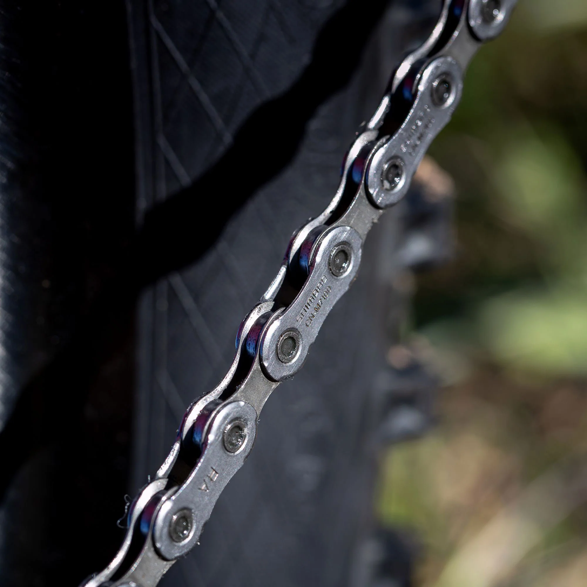 Shimano SLX CN-M7100 12 Speed Chain with Quick Link - Image 3